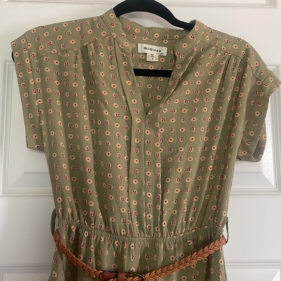 Monteau Belted Floral Dress - Picture 2 of 3